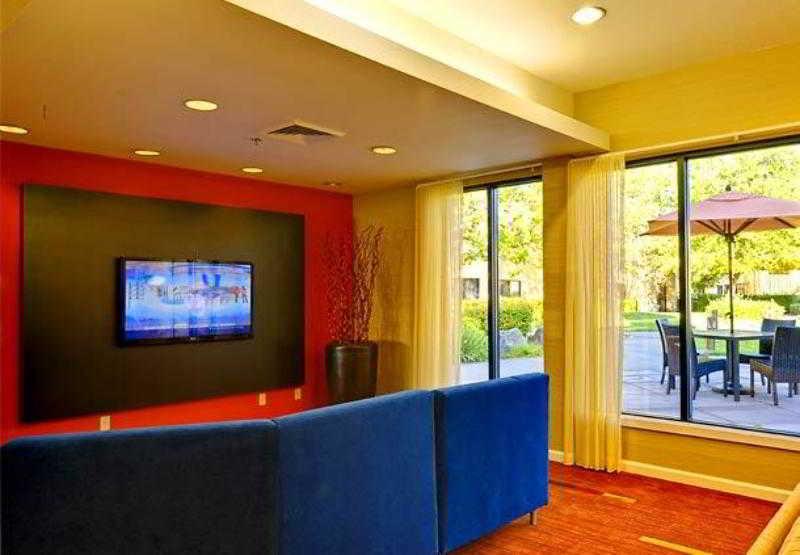 Courtyard By Marriott Vacaville Exterior photo
