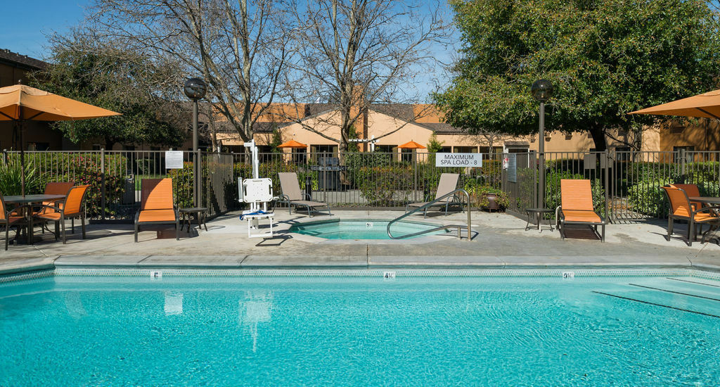 Courtyard By Marriott Vacaville Exterior photo