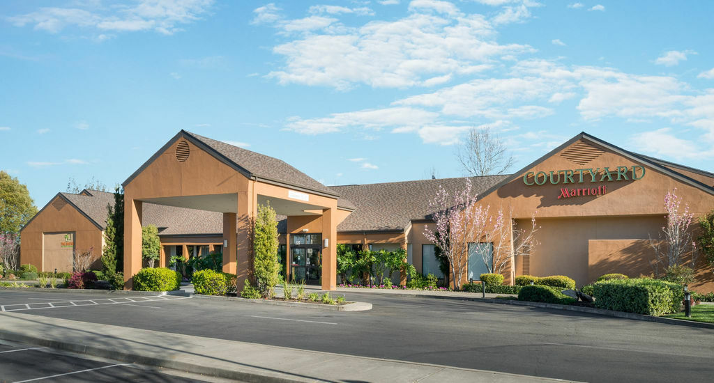 Courtyard By Marriott Vacaville Exterior photo